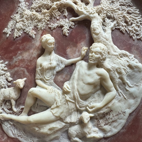 She Walks in Beauty" (Lord Byron), Sculptured by Gayle Bright Appleby. - Picture 3 of 4